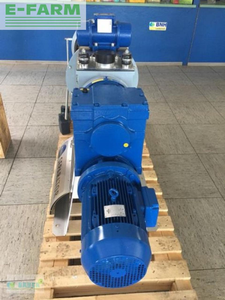 Bauer separator 3.2-780 - Maquinaria para fertilización: foto 4 Bauer separator 3.2-780 - Maquinaria para fertilización: foto 4