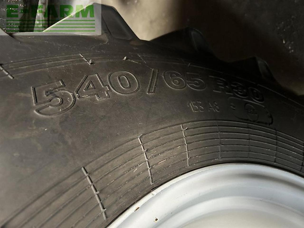 Belarus 3022 dc1 - Tractor: foto 5 Belarus 3022 dc1 - Tractor: foto 5