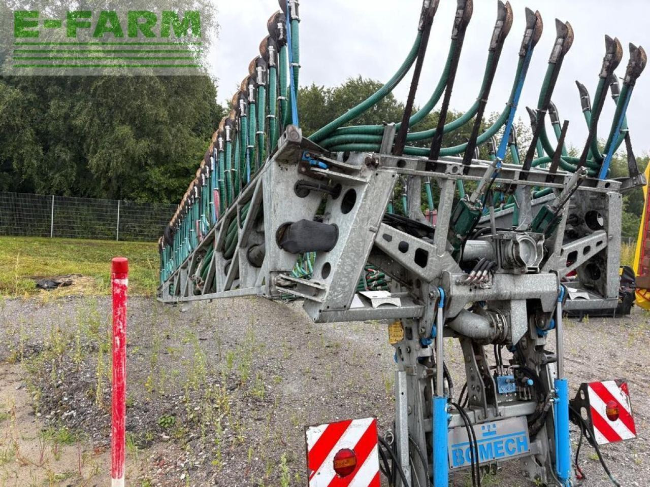 Bomech multi 18, gülle schleppschuhverteiler - Sistema de riego: foto 3 Bomech multi 18, gülle schleppschuhverteiler - Sistema de riego: foto 3