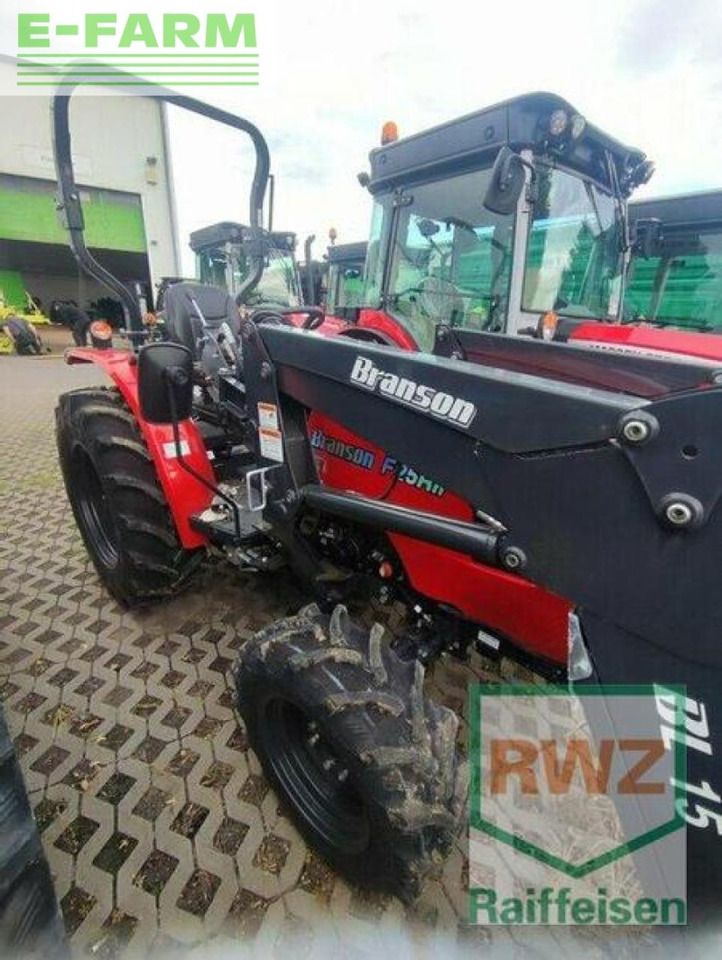 Branson f25rn - Tractor: foto 1 Branson f25rn - Tractor: foto 1