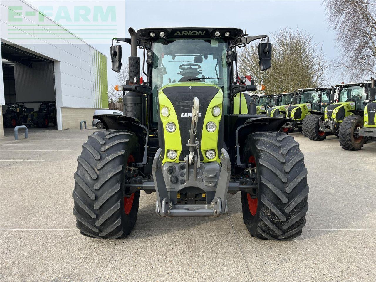 CLAAS ARION 650 - Tractor: foto 2 CLAAS ARION 650 - Tractor: foto 2