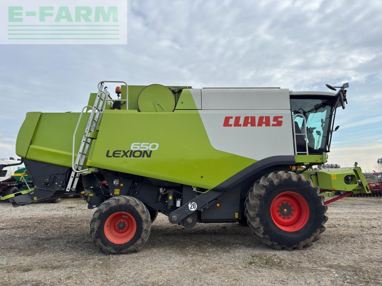CLAAS Lexion 650 - Cosechadora de granos: foto 4 CLAAS Lexion 650 - Cosechadora de granos: foto 4