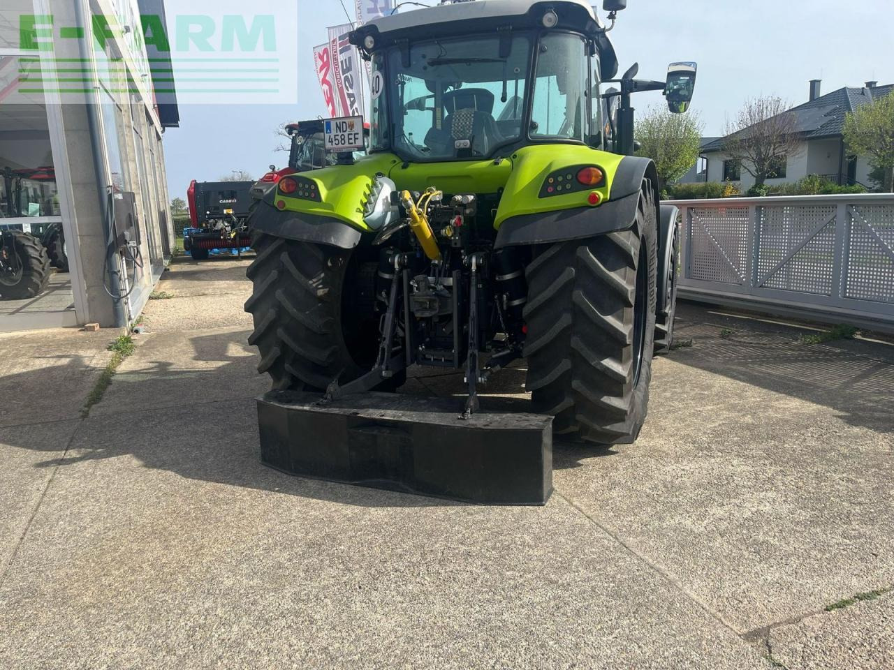 CLAAS arion 430 cis+ - Tractor: foto 2 CLAAS arion 430 cis+ - Tractor: foto 2