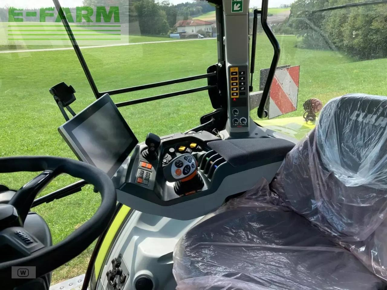 Tractor CLAAS arion 530 cmatic CMATIC: foto 13