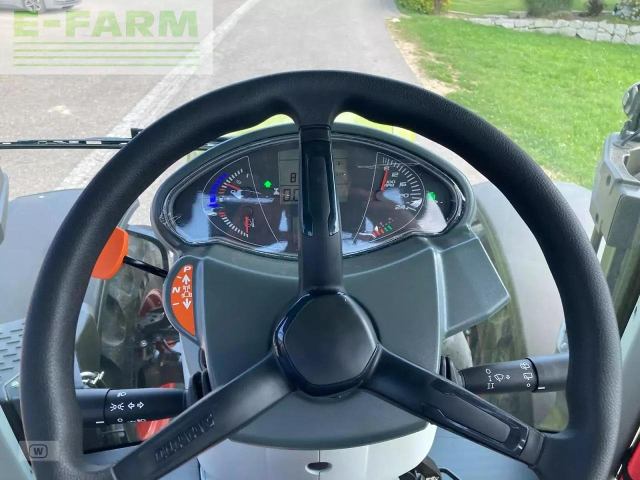 Tractor CLAAS arion 530 cmatic CMATIC: foto 17