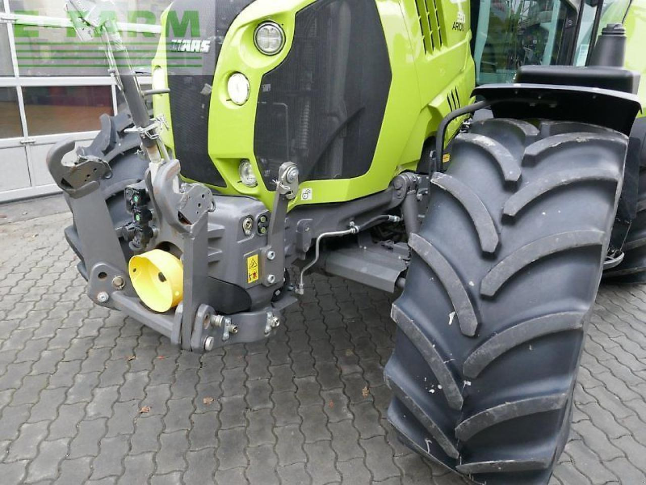 CLAAS arion 550 cmatic cebis CMATIC CEBIS - Tractor: foto 3 CLAAS arion 550 cmatic cebis CMATIC CEBIS - Tractor: foto 3