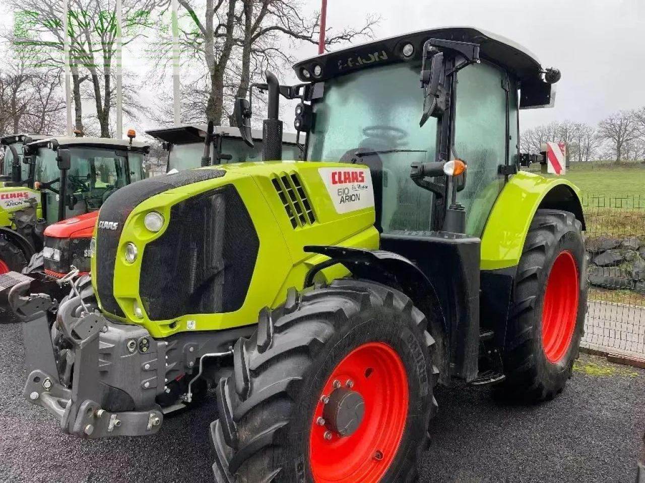 CLAAS arion 610 cmatic cis+ CMATIC CIS+ - Tractor: foto 2 CLAAS arion 610 cmatic cis+ CMATIC CIS+ - Tractor: foto 2