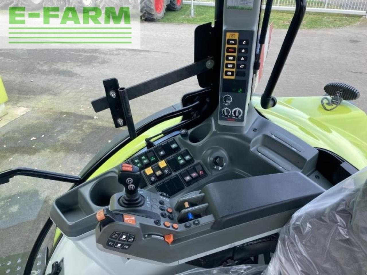 Tractor CLAAS arion 650 cmatic cis+ CMATIC CIS+: foto 11