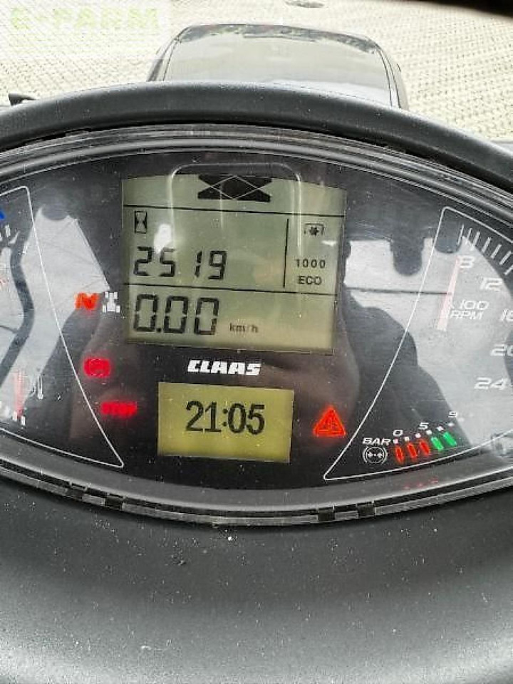Tractor CLAAS arion 660 cmatic: foto 11