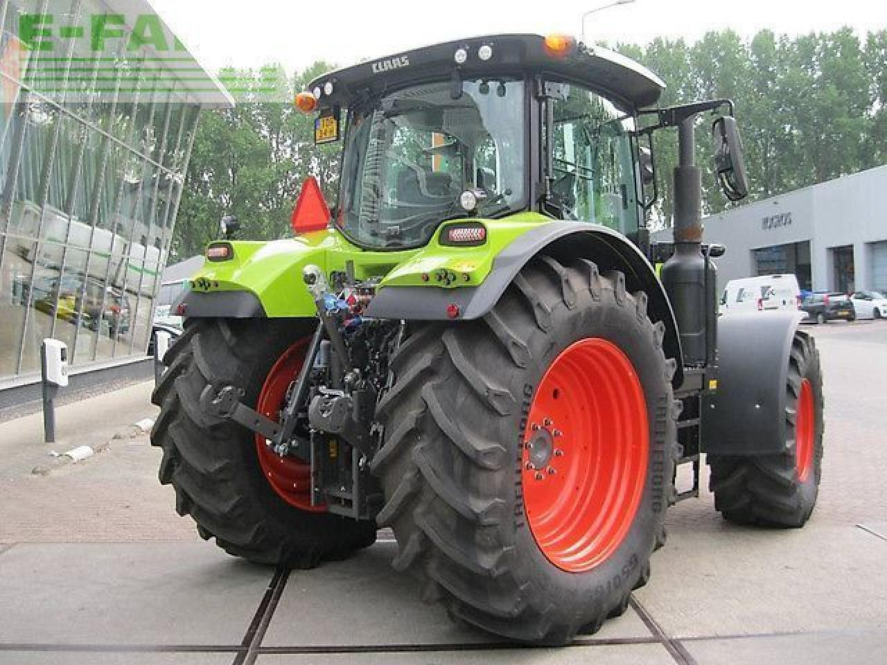 CLAAS arion 660 cmatic - Tractor: foto 5 CLAAS arion 660 cmatic - Tractor: foto 5