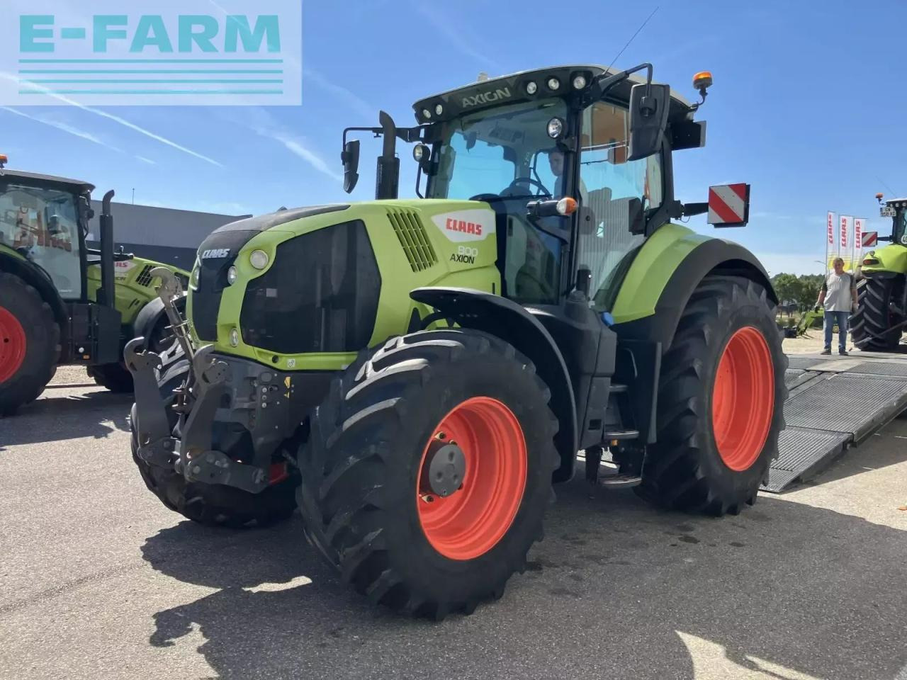 CLAAS axion 800 cis - Tractor: foto 1 CLAAS axion 800 cis - Tractor: foto 1