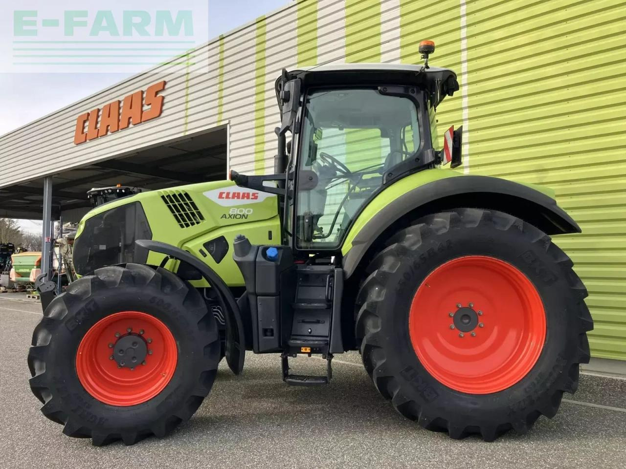 CLAAS axion 800 hexashift ls+ - Tractor: foto 3 CLAAS axion 800 hexashift ls+ - Tractor: foto 3