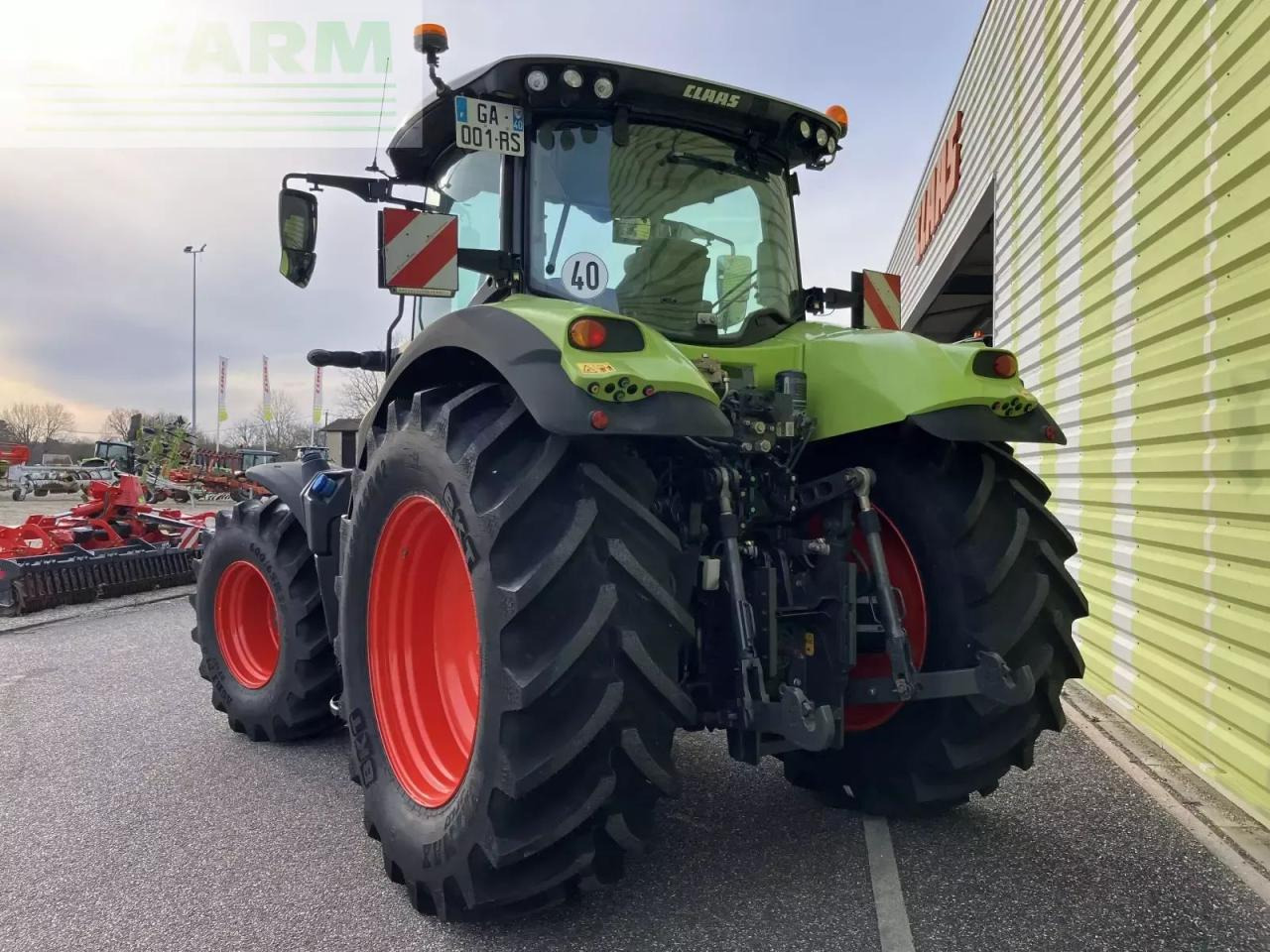CLAAS axion 800 hexashift ls+ - Tractor: foto 4 CLAAS axion 800 hexashift ls+ - Tractor: foto 4