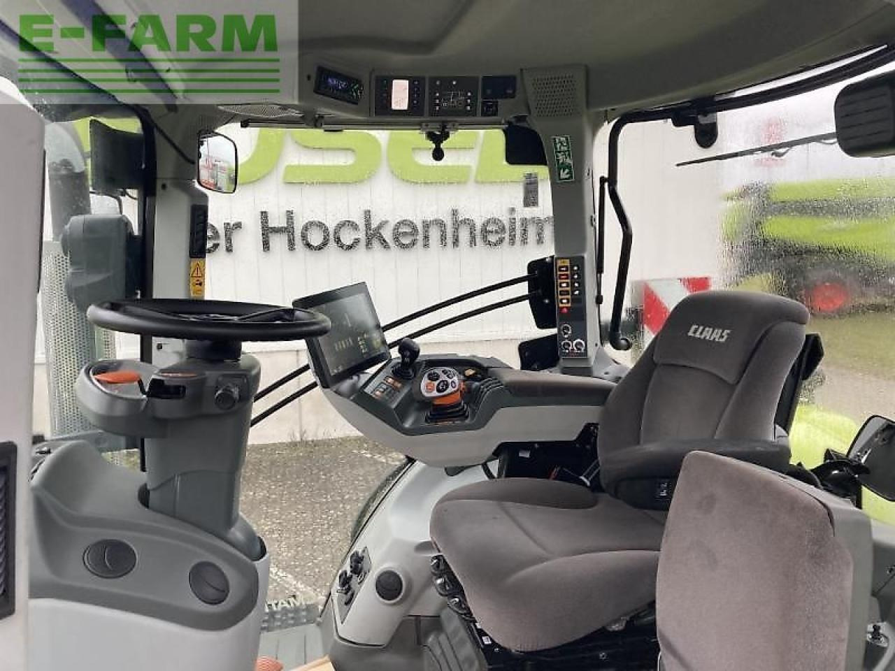 Tractor CLAAS axion 810: foto 10