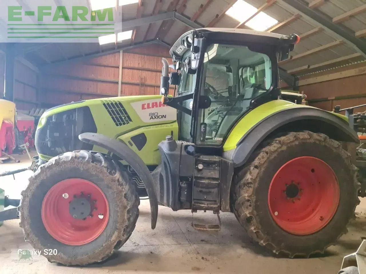 CLAAS axion 810 - Tractor: foto 1 CLAAS axion 810 - Tractor: foto 1