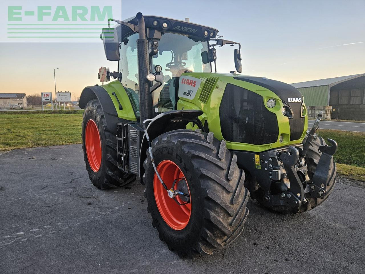 CLAAS axion 810 c-matic CMATIC - Tractor: foto 3 CLAAS axion 810 c-matic CMATIC - Tractor: foto 3