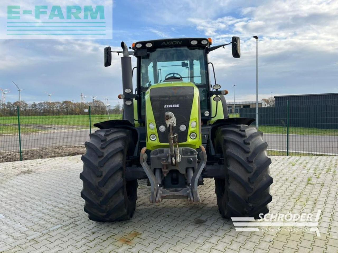 CLAAS axion 810 cis - Tractor: foto 2 CLAAS axion 810 cis - Tractor: foto 2