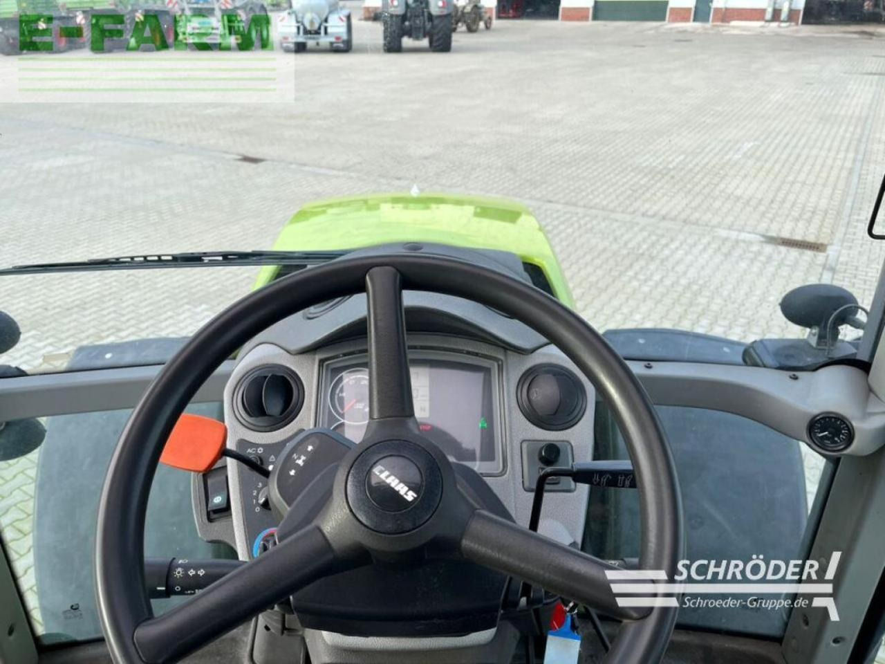 Tractor CLAAS axion 810 cis: foto 12 Tractor CLAAS axion 810 cis: foto 12