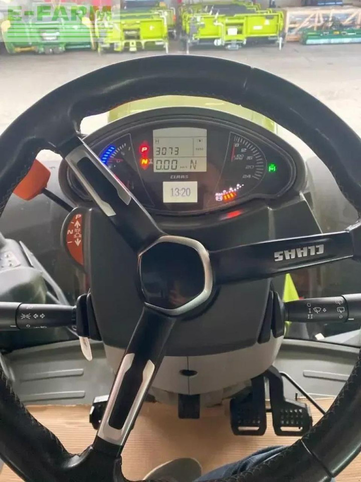 CLAAS axion 940 cmatic - Tractor: foto 3 CLAAS axion 940 cmatic - Tractor: foto 3