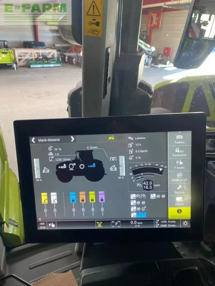 CLAAS axion 940 cmatic - Tractor: foto 2 CLAAS axion 940 cmatic - Tractor: foto 2