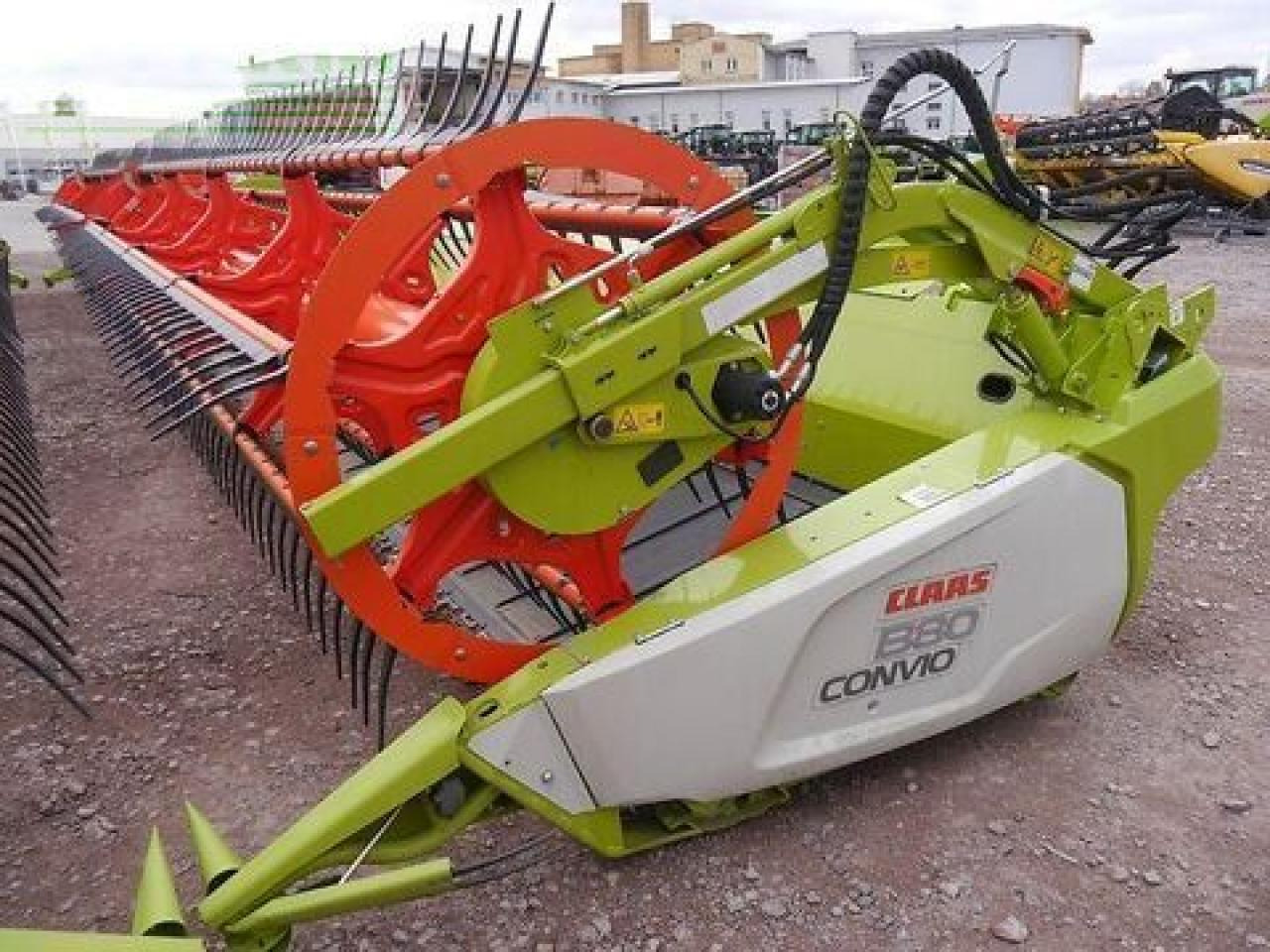 CLAAS convio 1380 - Cabezal de grano: foto 2 CLAAS convio 1380 - Cabezal de grano: foto 2