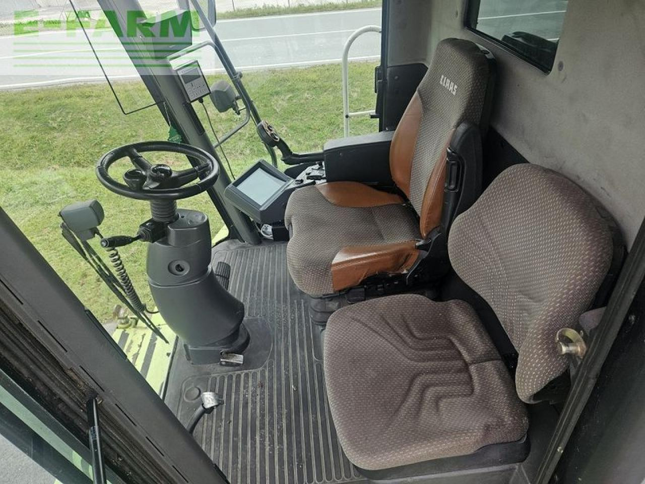 Cosechadora de granos CLAAS lexion 560: foto 9