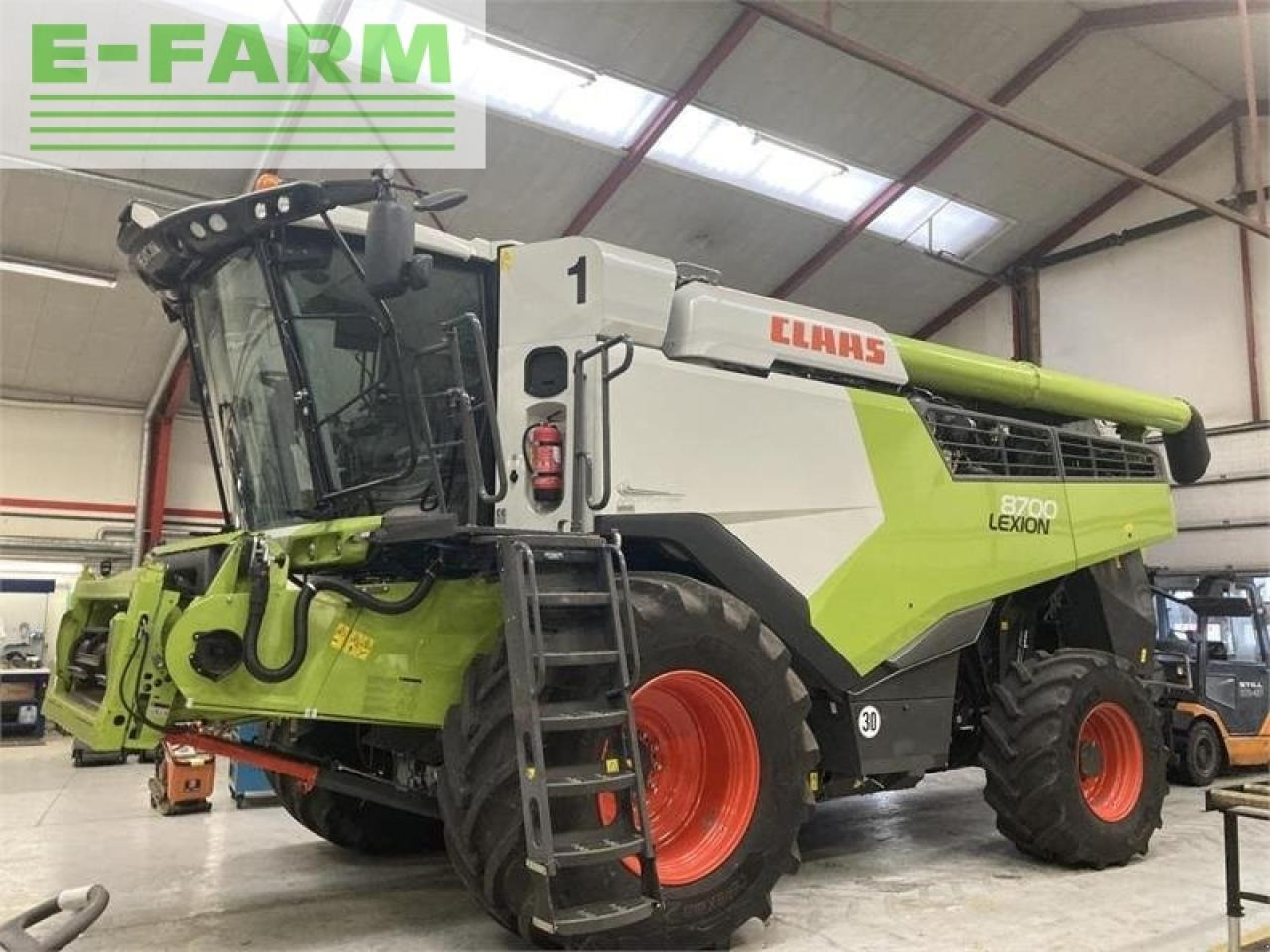 CLAAS lexion 8700 4-wd - Cosechadora de granos: foto 1 CLAAS lexion 8700 4-wd - Cosechadora de granos: foto 1