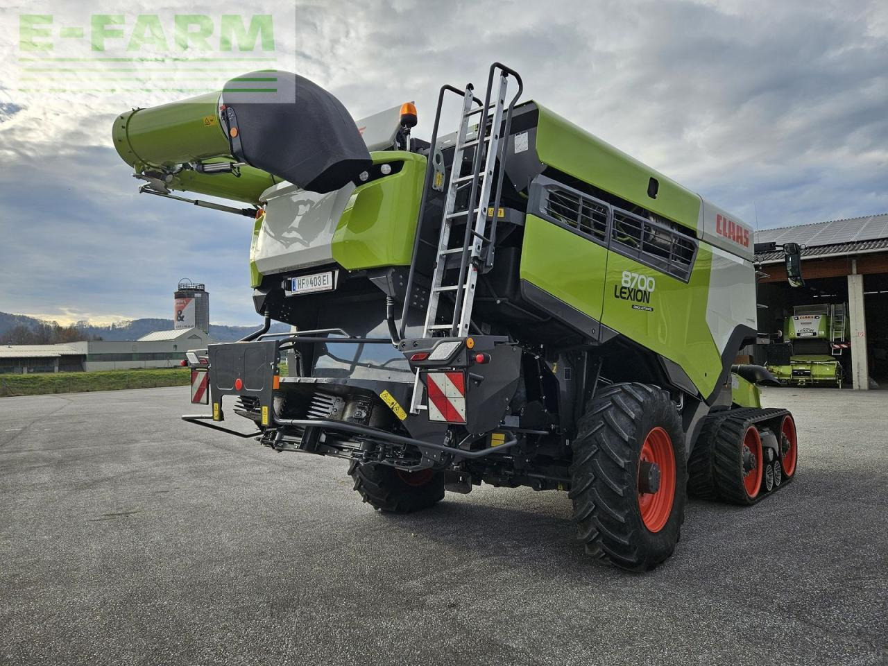 CLAAS lexion 8700tt 4wd cemos automatic - Cosechadora de granos: foto 3 CLAAS lexion 8700tt 4wd cemos automatic - Cosechadora de granos: foto 3