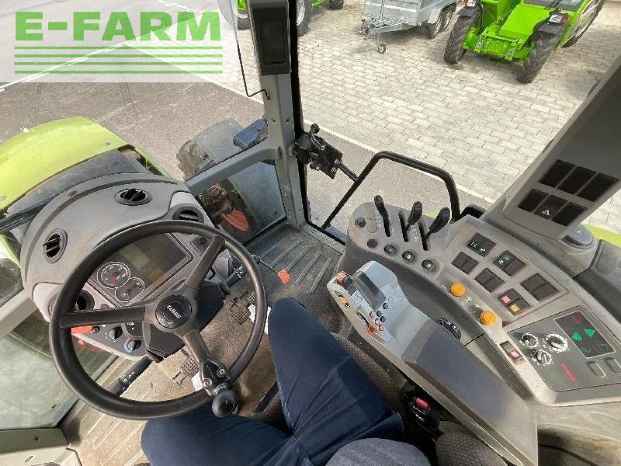 CLAAS marque claas - Tractor: foto 5 CLAAS marque claas - Tractor: foto 5