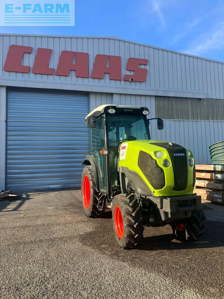 CLAAS nexos 220 ve cabine 4rm - Tractor: foto 1 CLAAS nexos 220 ve cabine 4rm - Tractor: foto 1