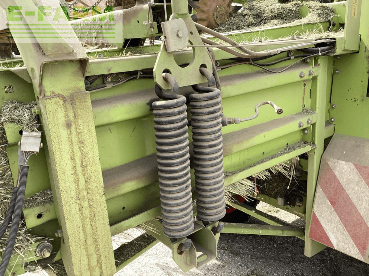 Empacadora de pacas cuadradas CLAAS quadrant 1150: foto 13 Empacadora de pacas cuadradas CLAAS quadrant 1150: foto 13