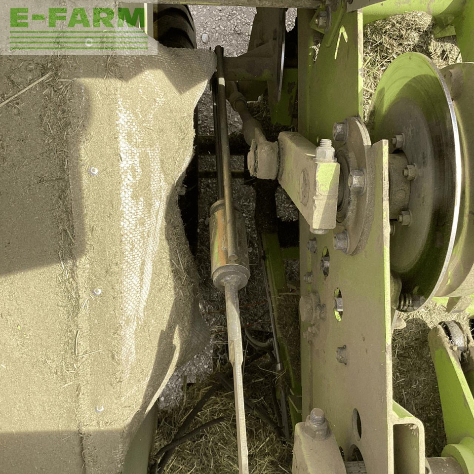 Empacadora de pacas cuadradas CLAAS quadrant 1150: foto 15 Empacadora de pacas cuadradas CLAAS quadrant 1150: foto 15