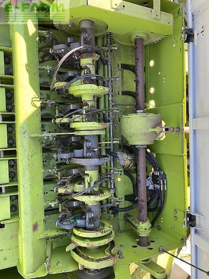 CLAAS quadrant 2200 - Empacadora de pacas cuadradas: foto 3 CLAAS quadrant 2200 - Empacadora de pacas cuadradas: foto 3