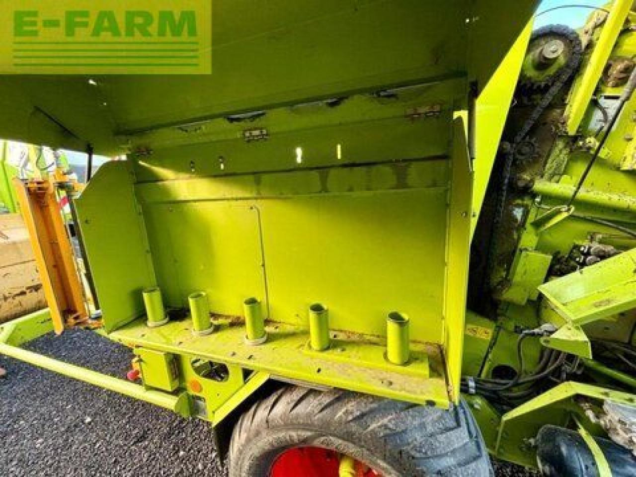 Empacadora de pacas cuadradas CLAAS rollant 255 rc uniwrap, presse: foto 10