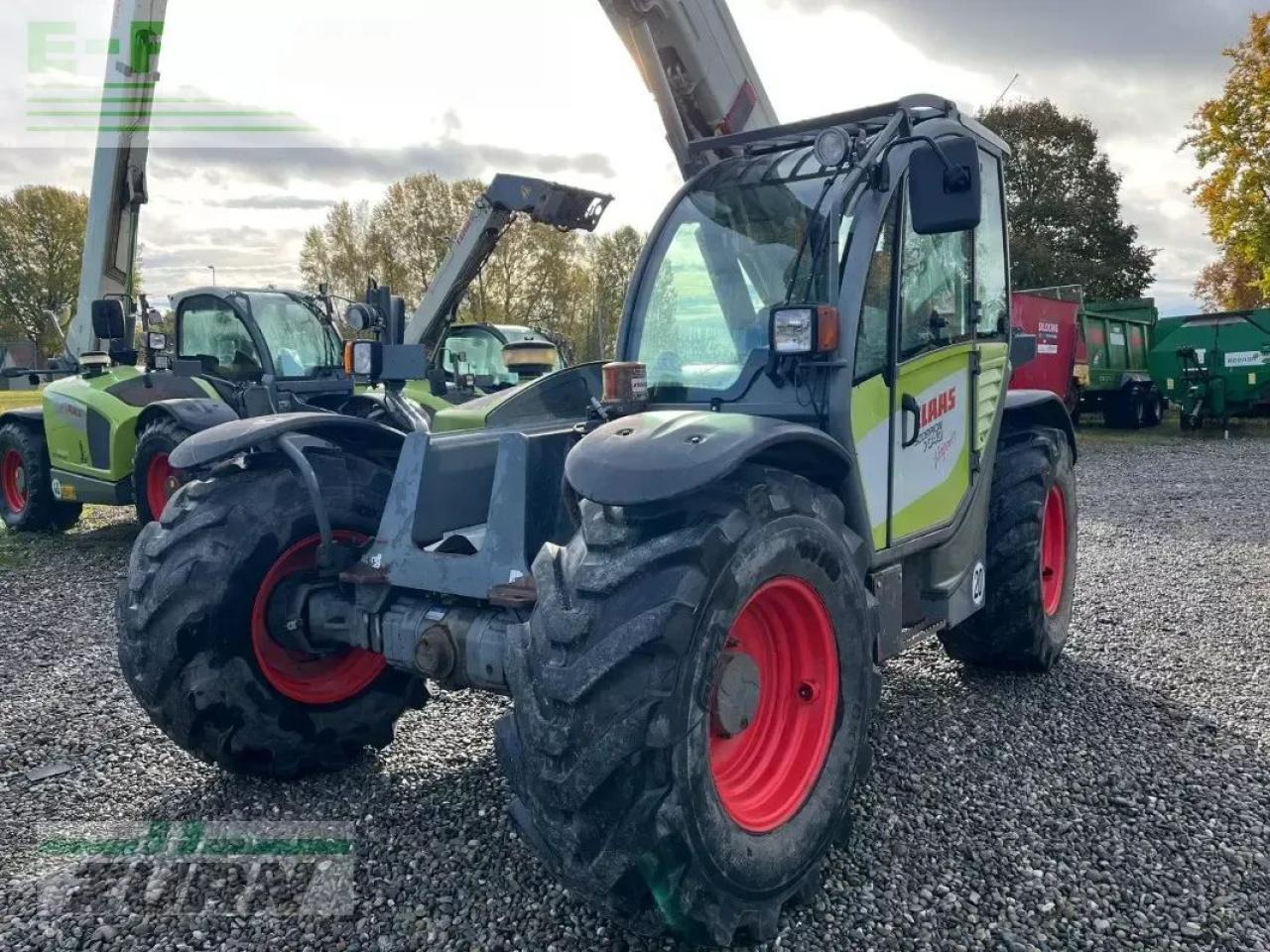 CLAAS scorpion 7040 - Manipulador telescópico: foto 1 CLAAS scorpion 7040 - Manipulador telescópico: foto 1