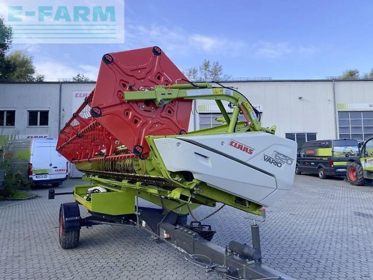 Cosechadora de granos CLAAS trion 530 mit vario 620: foto 14