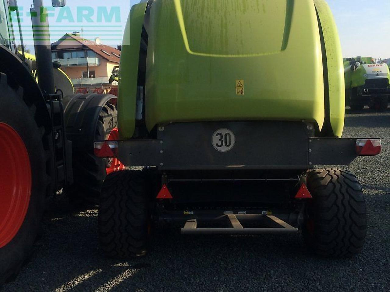 CLAAS variant 485 rc - Empacadora de pacas cuadradas: foto 2 CLAAS variant 485 rc - Empacadora de pacas cuadradas: foto 2