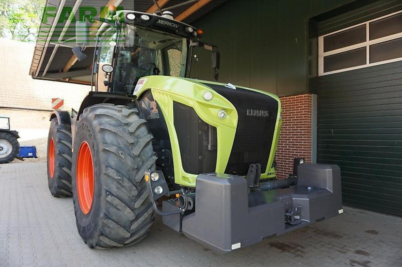 CLAAS xerion 4000 trac - Tractor: foto 2 CLAAS xerion 4000 trac - Tractor: foto 2