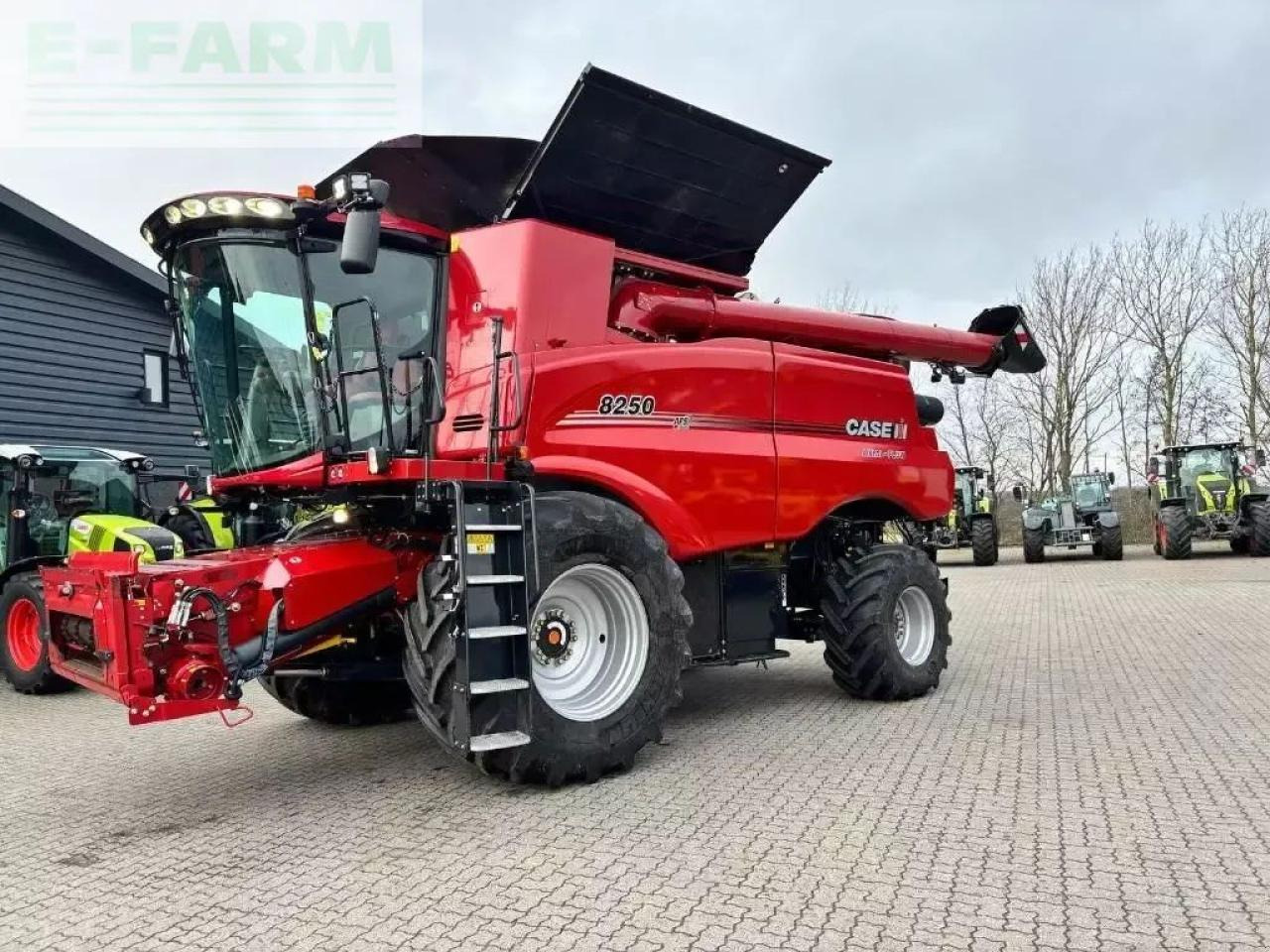 Case-IH axial flow 8250 - Cosechadora de granos: foto 3 Case-IH axial flow 8250 - Cosechadora de granos: foto 3