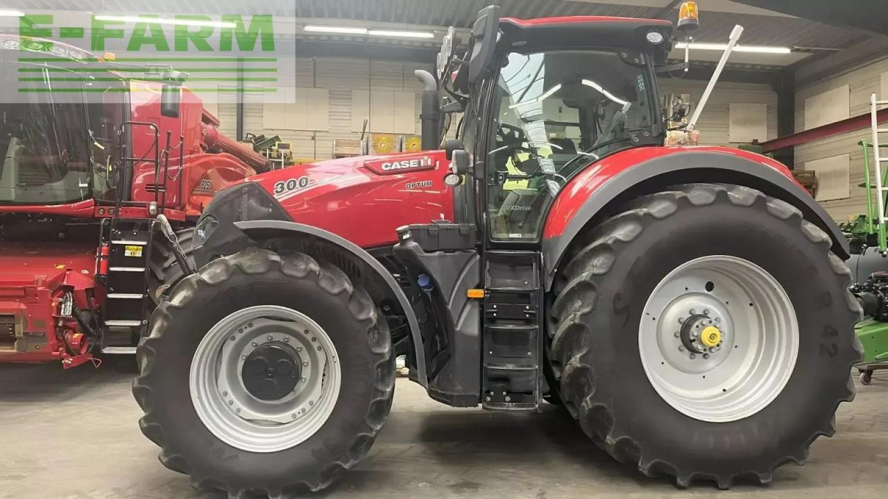 Case-IH optum 300 cvxdrive - Tractor: foto 1 Case-IH optum 300 cvxdrive - Tractor: foto 1