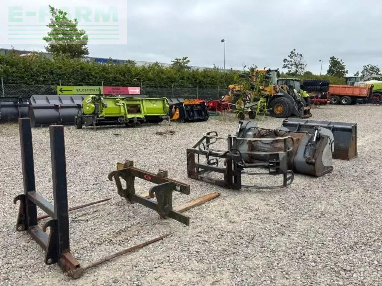 Miniexcavadora Caterpillar 906 m: foto 10 Miniexcavadora Caterpillar 906 m: foto 10