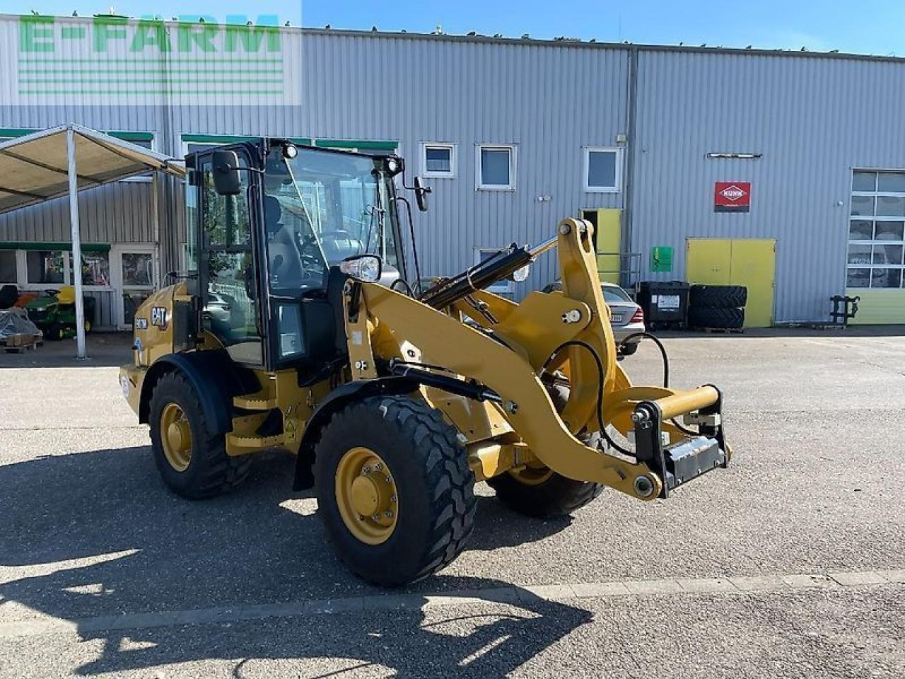 Miniexcavadora Caterpillar 907m: foto 6