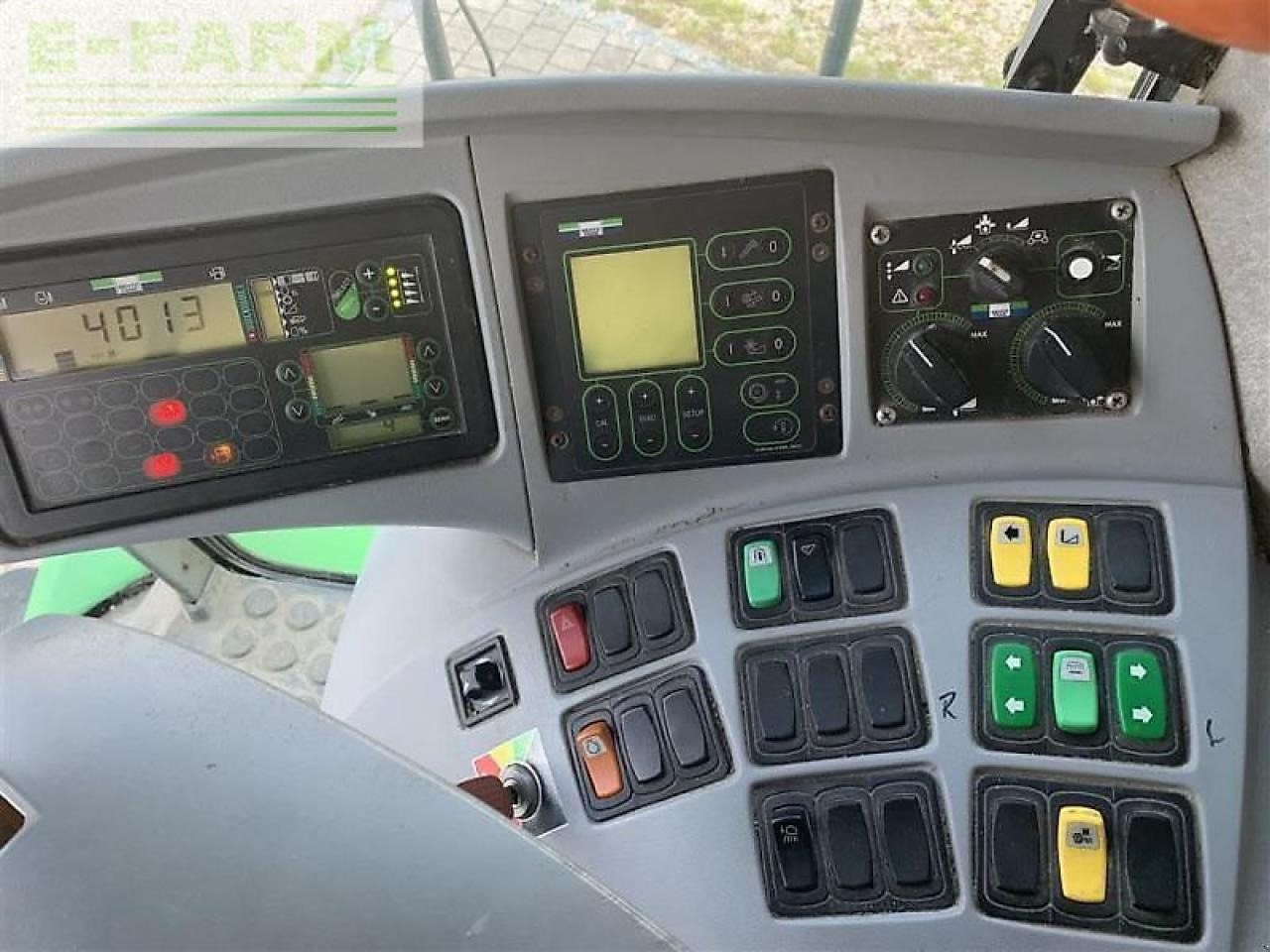 Cosechadora de granos Deutz-Fahr 6090 hts balance: foto 9
