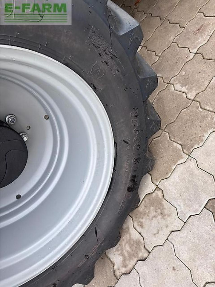 Tractor Deutz-Fahr 6185 ttv TTV: foto 21 Tractor Deutz-Fahr 6185 ttv TTV: foto 21