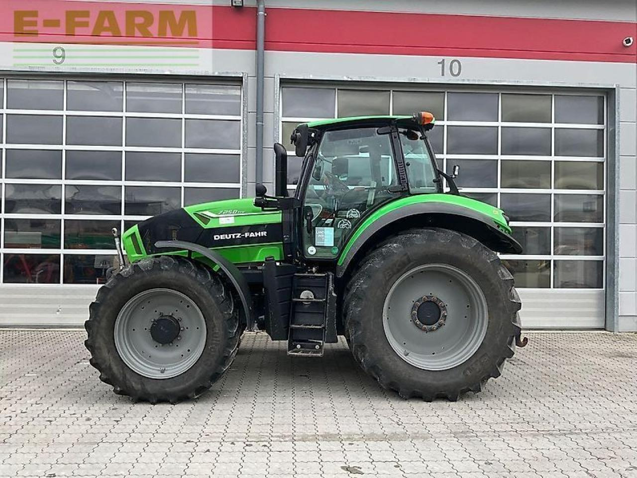 Deutz-Fahr 7250 ttv - Tractor: foto 2 Deutz-Fahr 7250 ttv - Tractor: foto 2