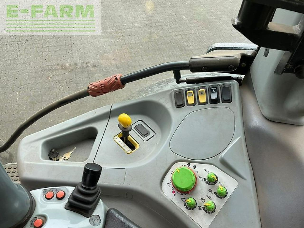 Tractor Deutz-Fahr deutz agrotron ttv430 met brede wielen: foto 9