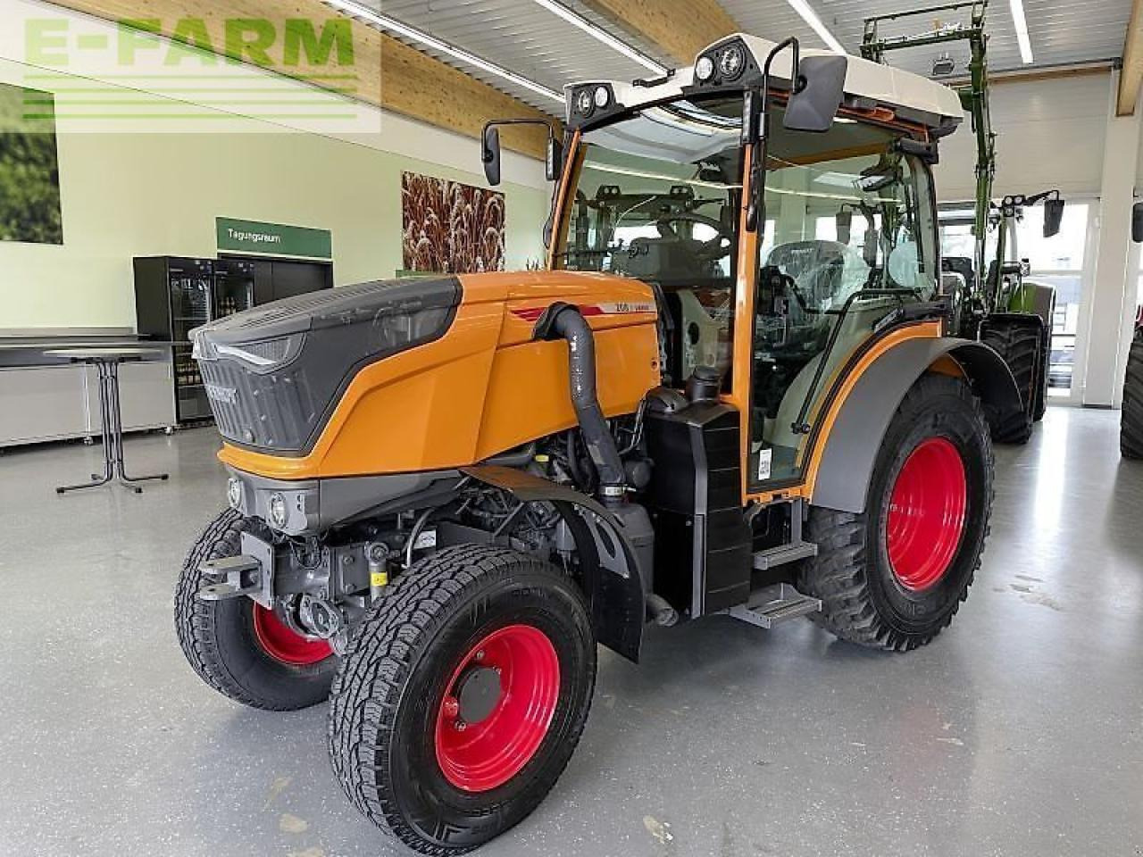 Fendt 208 f vario gen3 F - Tractor: foto 1 Fendt 208 f vario gen3 F - Tractor: foto 1