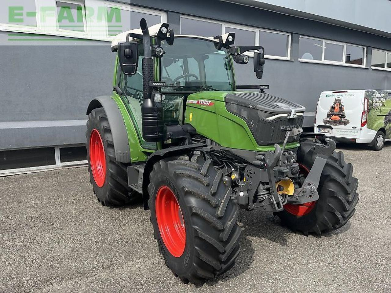 Fendt 211 s vario gen3 power setting 2 - Tractor: foto 4 Fendt 211 s vario gen3 power setting 2 - Tractor: foto 4