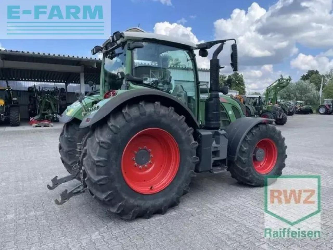 Fendt 718 profi-plus s 4 vario ProfiPlus - Tractor: foto 3 Fendt 718 profi-plus s 4 vario ProfiPlus - Tractor: foto 3