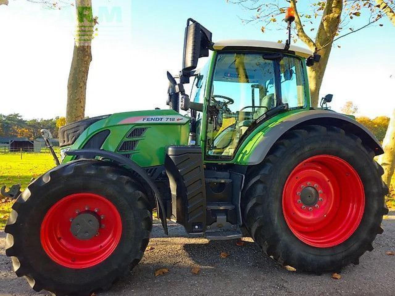 Fendt 718 s4 profi version mit 2 bremspedalen ( 716 720 722 724 ) - Tractor: foto 5 Fendt 718 s4 profi version mit 2 bremspedalen ( 716 720 722 724 ) - Tractor: foto 5